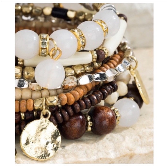 NWT LAYERED BRACELET SET - Picture 5 of 8